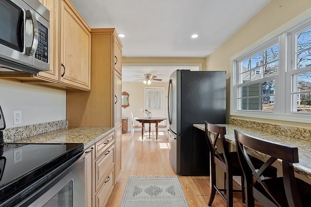 14 Meadow Lane Worcester, MA 01602 - Photo 11 of 42