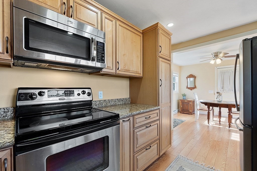 14 Meadow Lane Worcester, MA 01602 - Photo 12 of 42