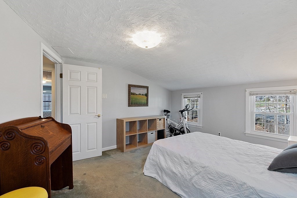 14 Meadow Lane Worcester, MA 01602 - Photo 32 of 42