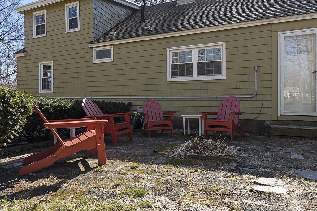 14 Meadow Lane Worcester, MA 01602 - Photo 37 of 42