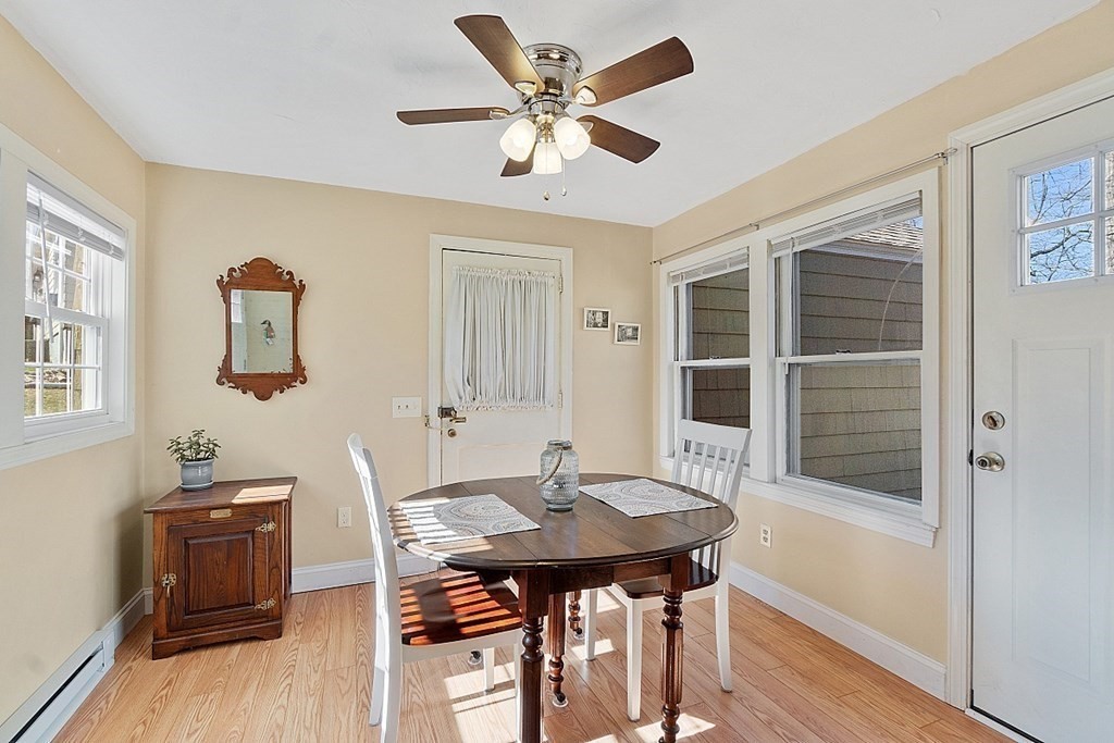 14 Meadow Lane Worcester, MA 01602 - Photo 5 of 42