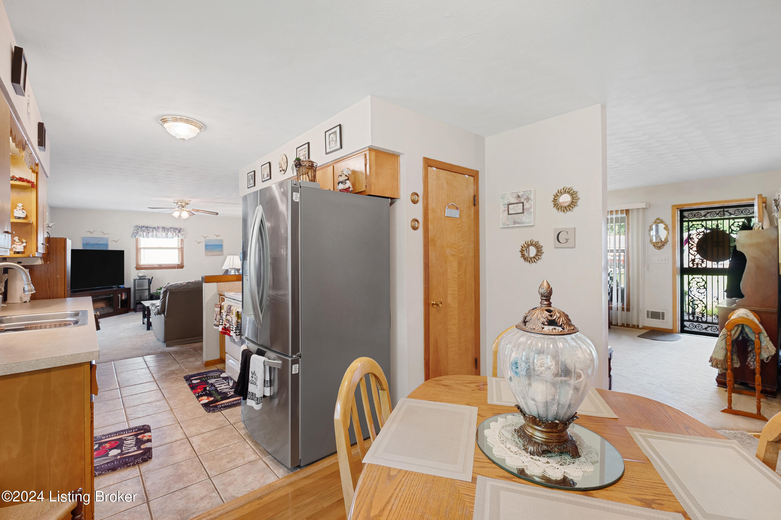 4507 Lambert Road Louisville, KY 40219 - Photo 8 of 27 4507lambert_022