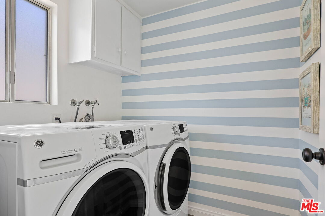 4329 Redwood Avenue, Unit 4 Marina del Rey, CA 90292 - Photo 13 of 16