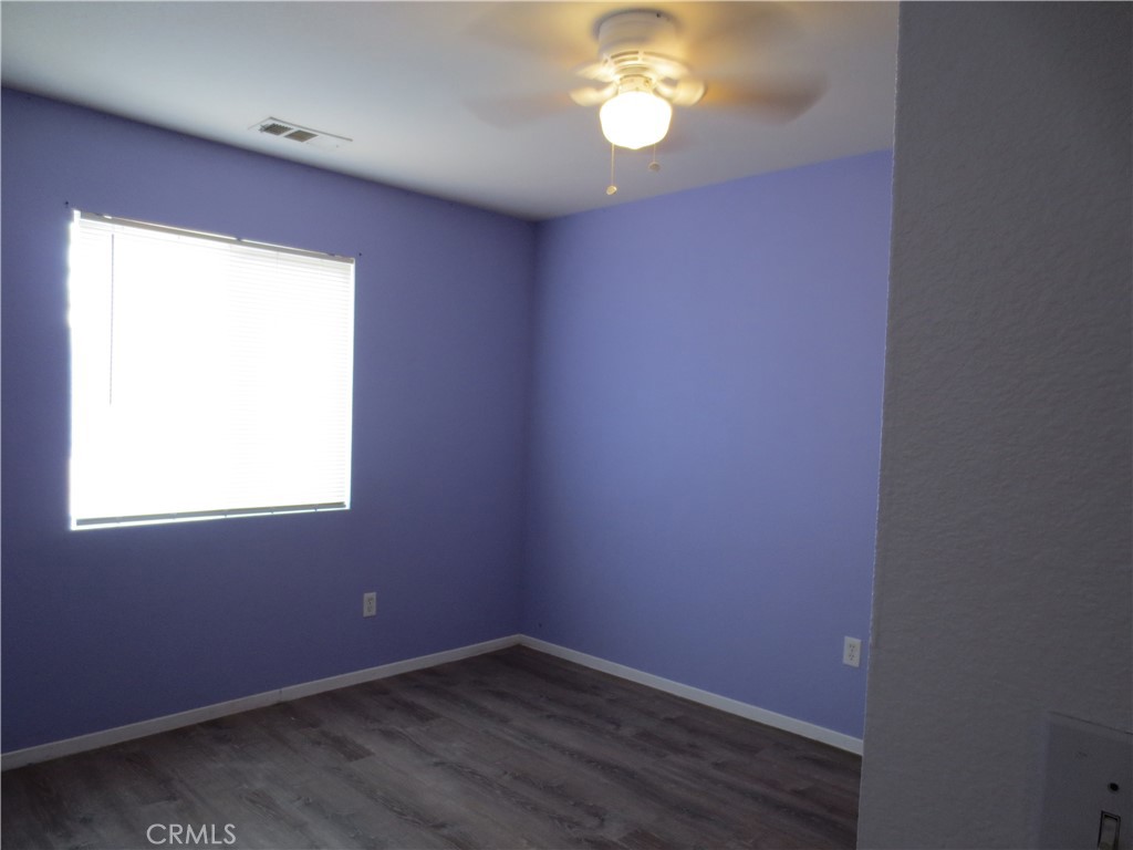 5855 Challen Avenue Riverside, CA 92503 - Photo 8 of 19 an empty room with a window