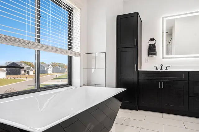 $869,999 | 30474 Jaxon Drive, Elkhart, IN 46517