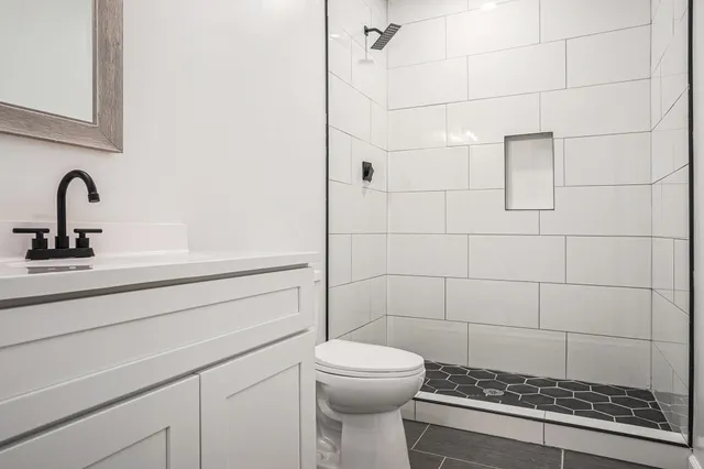 $869,999 | 30474 Jaxon Drive, Elkhart, IN 46517