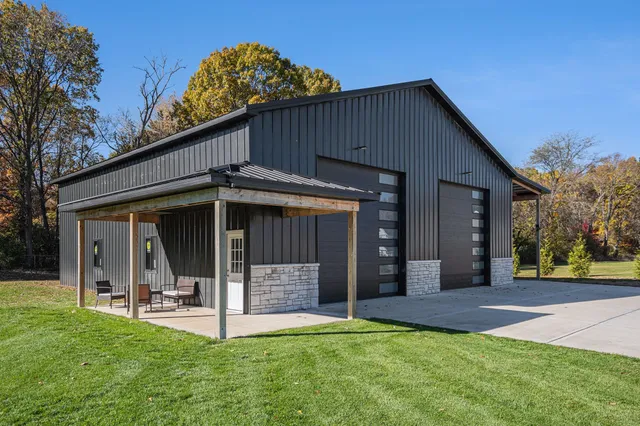 $869,999 | 30474 Jaxon Drive, Elkhart, IN 46517