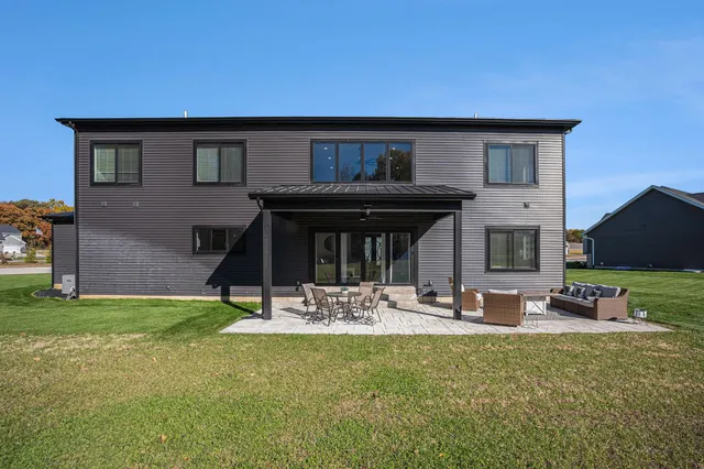 $869,999 | 30474 Jaxon Drive, Elkhart, IN 46517