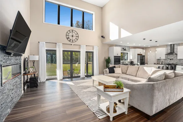 $869,999 | 30474 Jaxon Drive, Elkhart, IN 46517