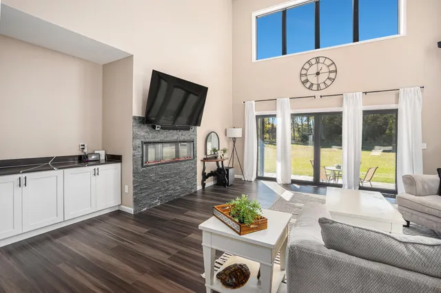 $869,999 | 30474 Jaxon Drive, Elkhart, IN 46517