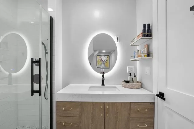 $3,250 | 21 Berry Street, Unit 1, Danvers, MA 01923