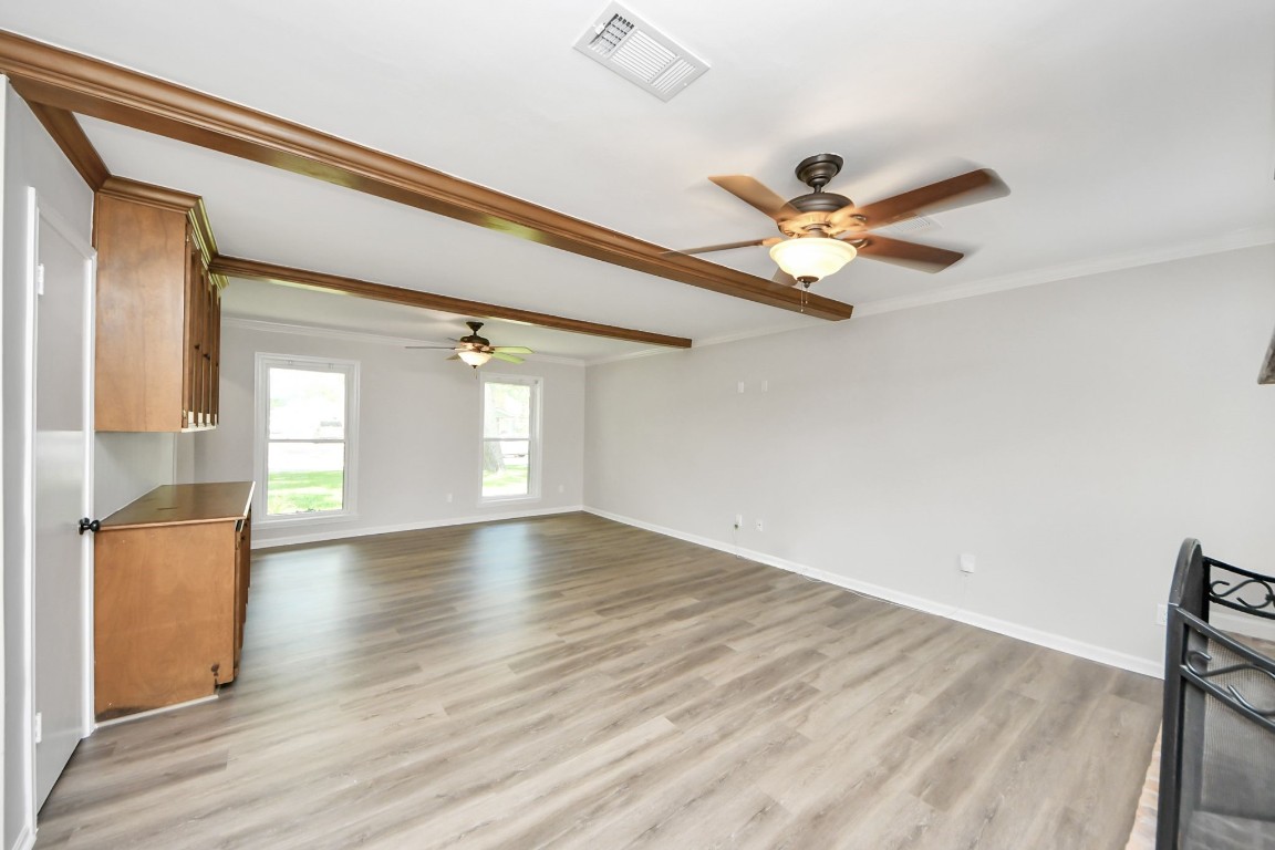 3923 Cypress Lake Drive Spring, TX 77388 - Photo 13 of 41 Spacious Living room with new ceiling fans.