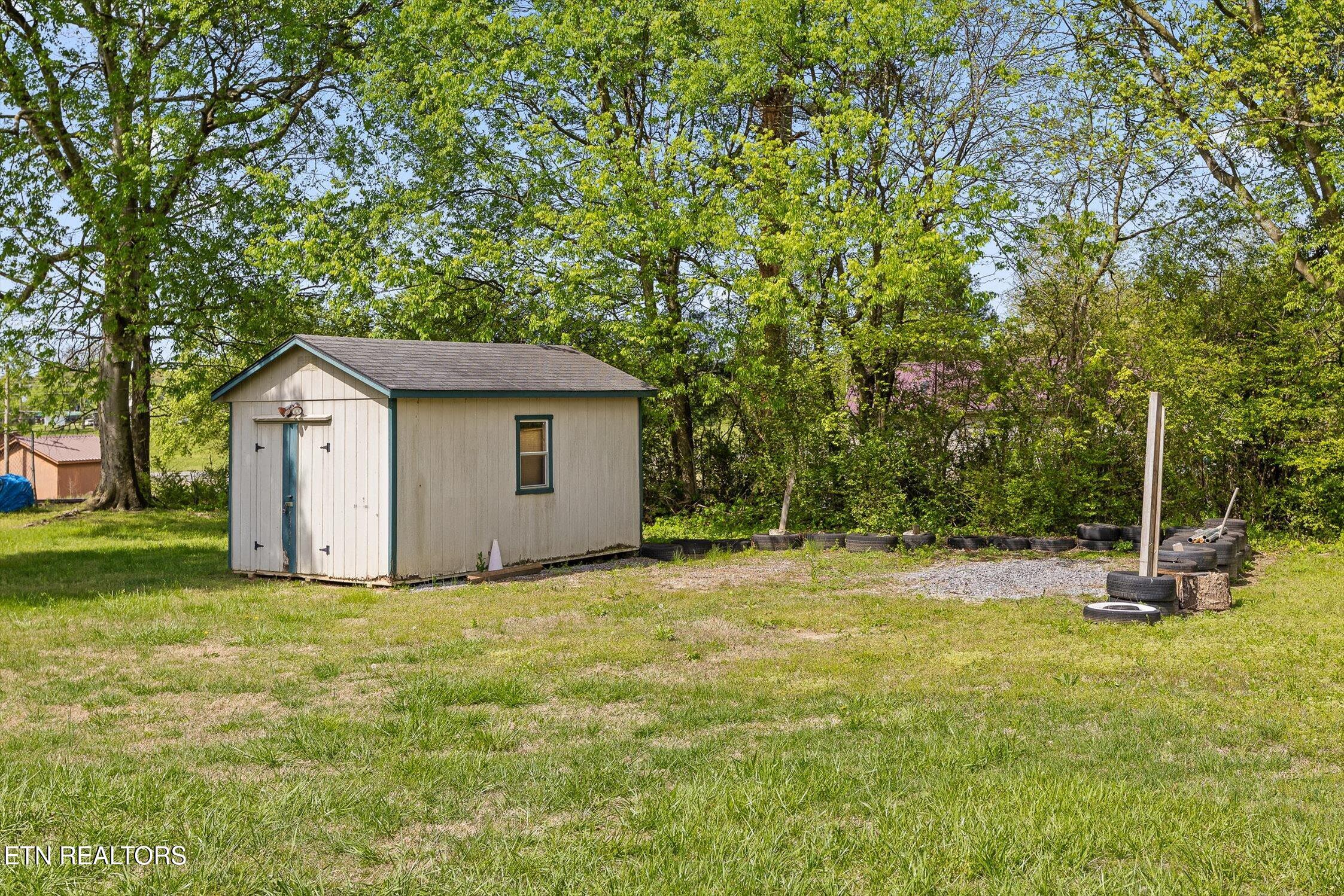 231 Rymer Road Old Fort, TN 37362 - Photo 7 of 29 07-Rymer-7