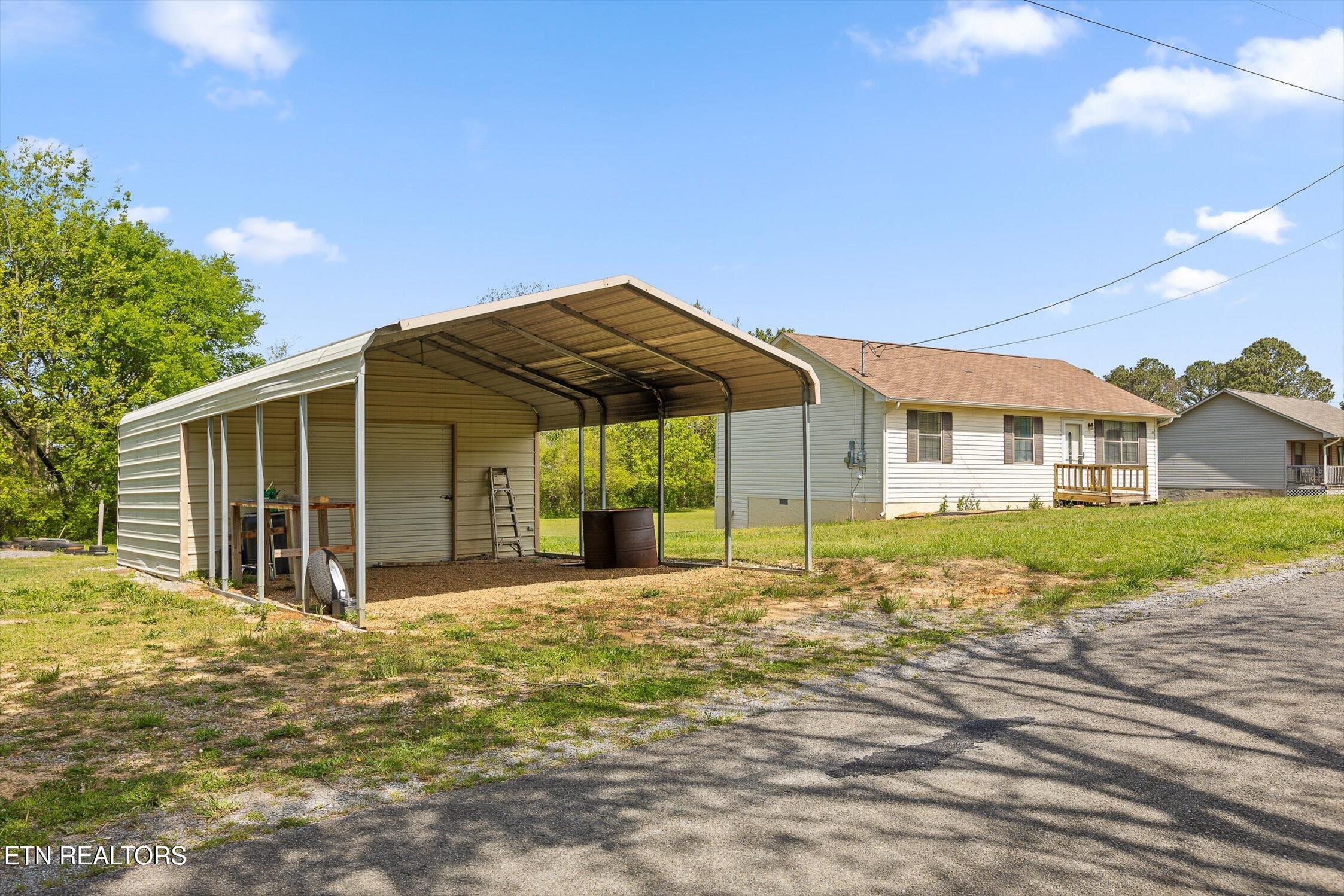 231 Rymer Road Old Fort, TN 37362 - Photo 8 of 29 08-Rymer-8