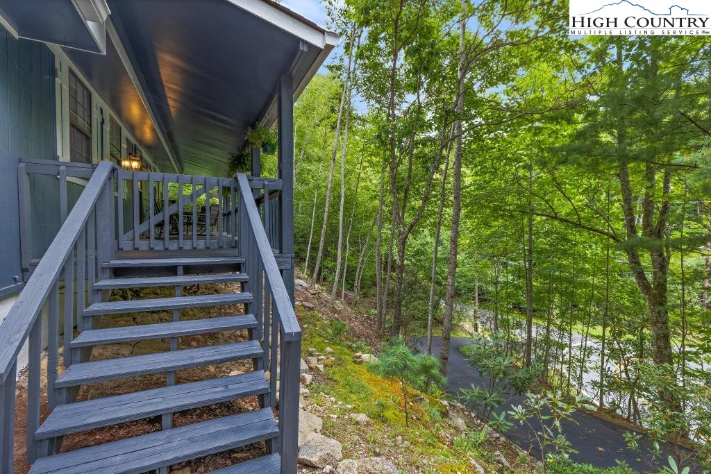 1157 Pine Ridge Road Beech Mountain, NC 28604 - Photo 26 of 41 a view of entryway