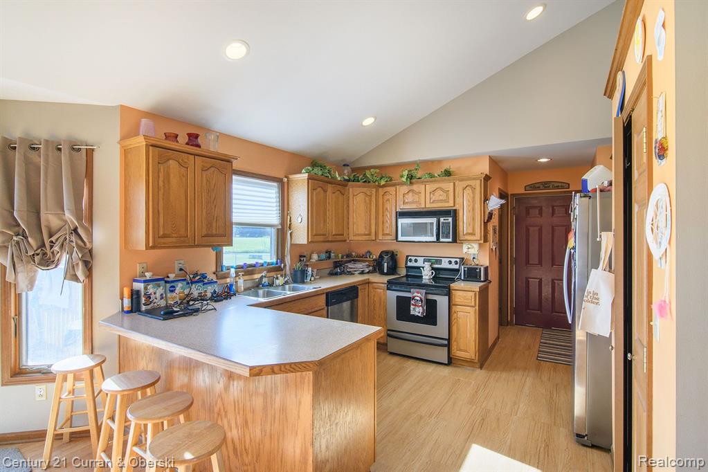 8471 Bricker Road Avoca, MI 48006 - Photo 7 of 16