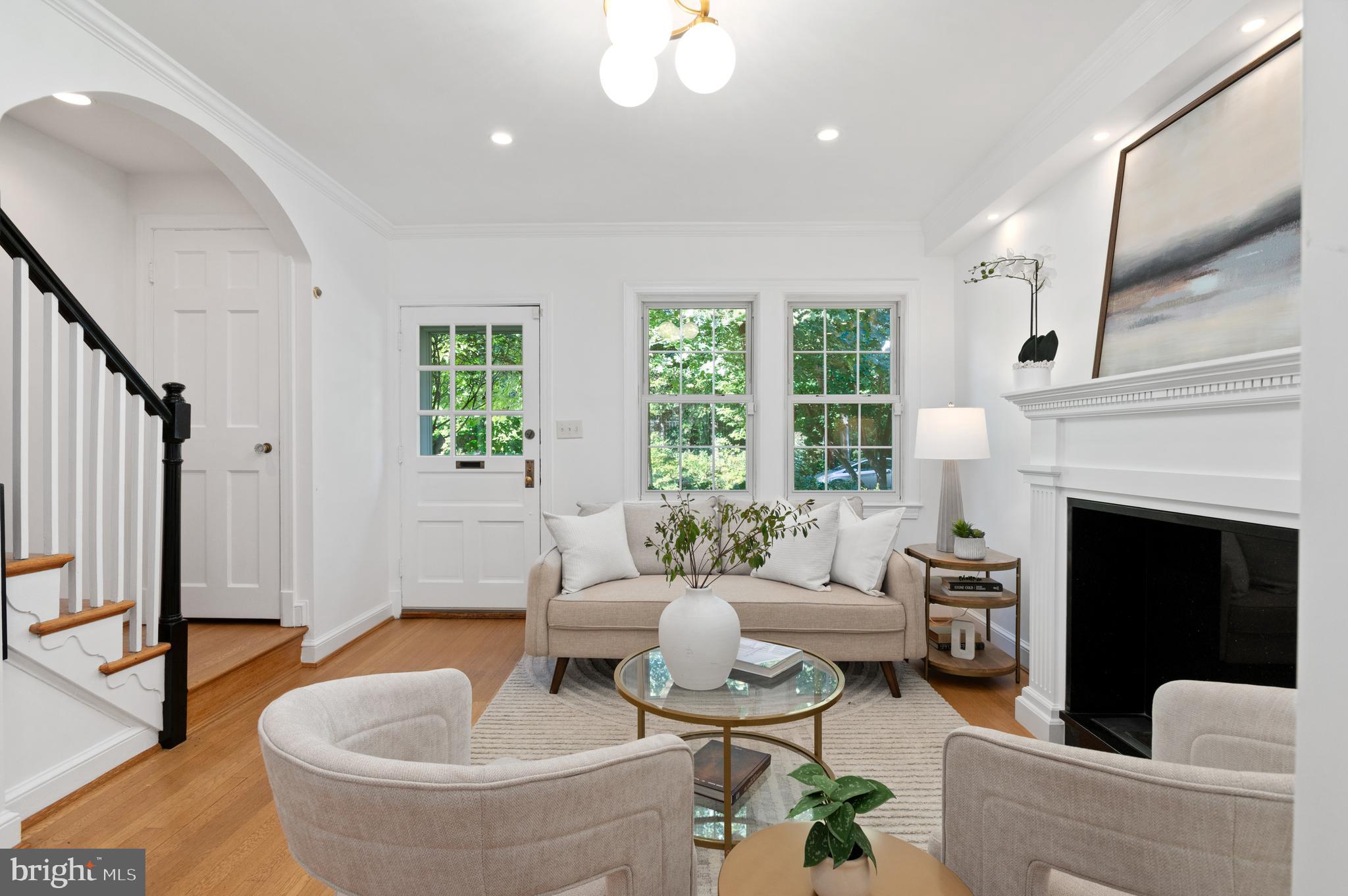 1955 39th Street Northwest Washington, DC 20007 - Photo 7 of 25