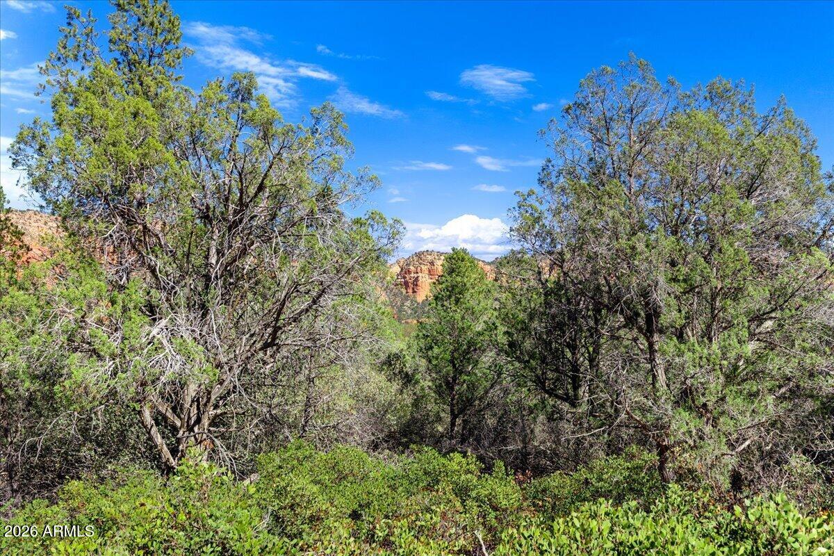 2727 Verde Valley School Road Sedona, AZ 86336 - Photo 13 of 22 a view of a building