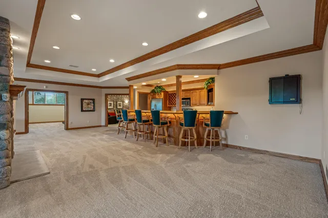 $1,575,000 | 1800 Juniper Way, Hartland, WI 53029