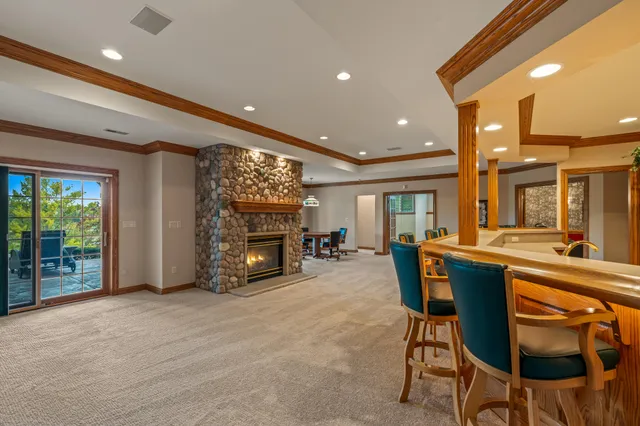 $1,575,000 | 1800 Juniper Way, Hartland, WI 53029