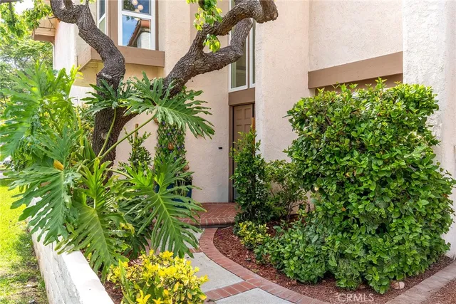 $1,758,000 | 10 Lassen, Irvine, CA 92612