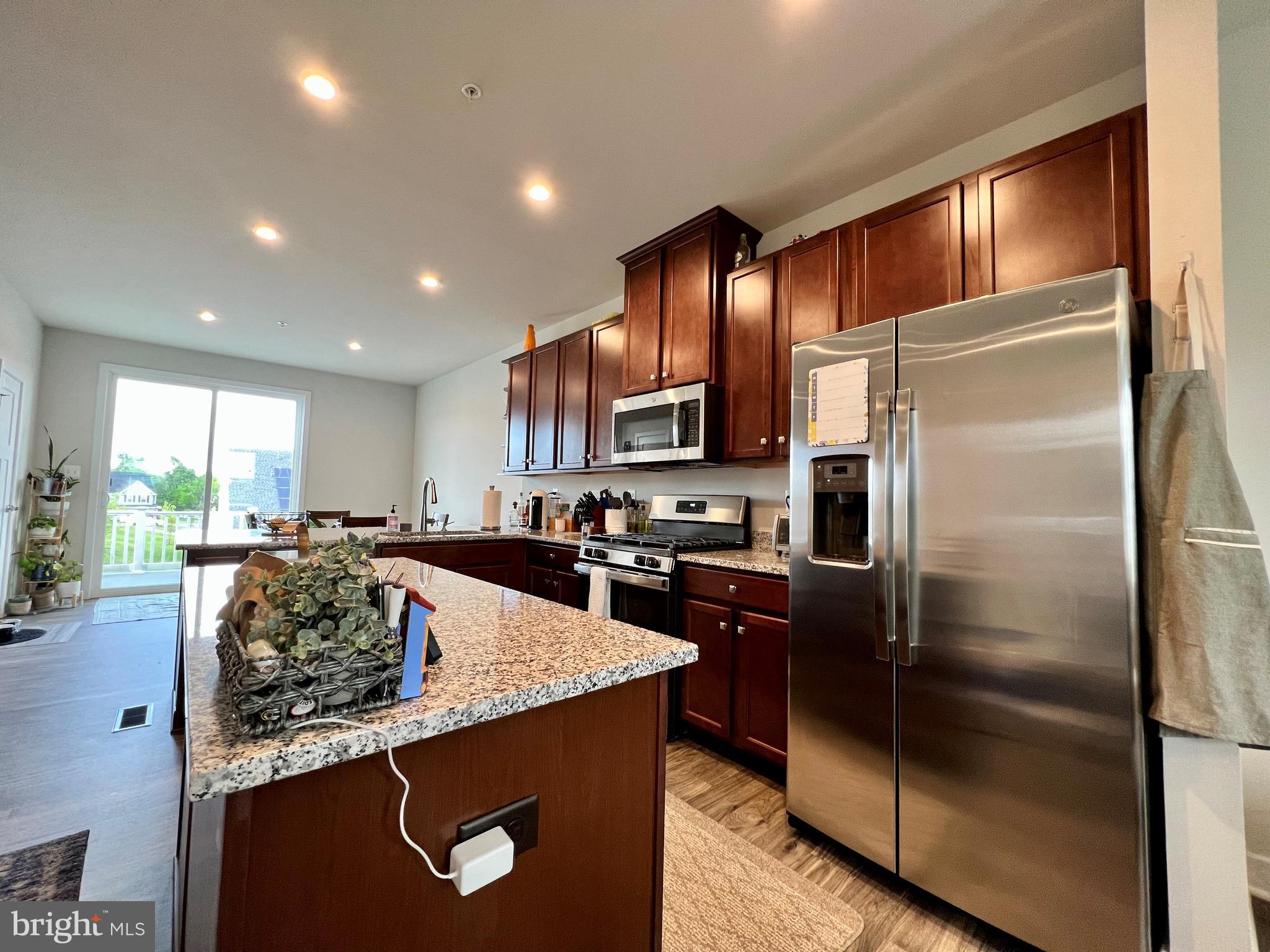 6616 Ballenger Run Boulevard Frederick, MD 21703 - Photo 2 of 10 Kitchen w/ Stainless Steel Appliances