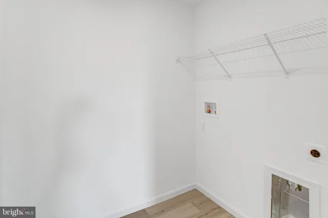 $699,999 | 213 Camwood Court, Fredericksburg, VA 22405