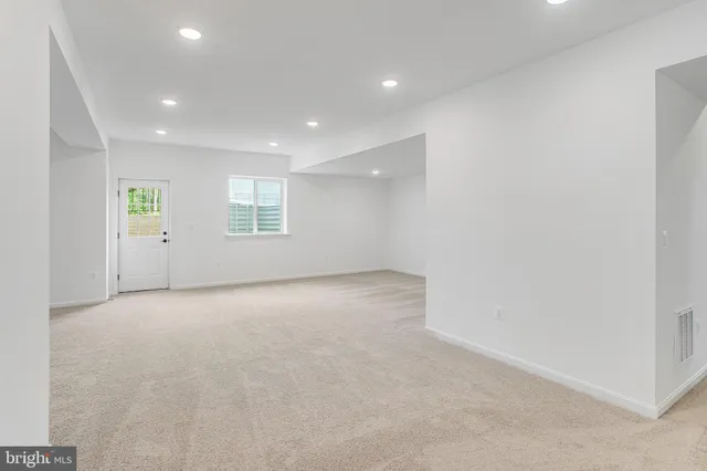 $699,999 | 213 Camwood Court, Fredericksburg, VA 22405