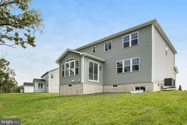 $699,999 | 213 Camwood Court, Fredericksburg, VA 22405