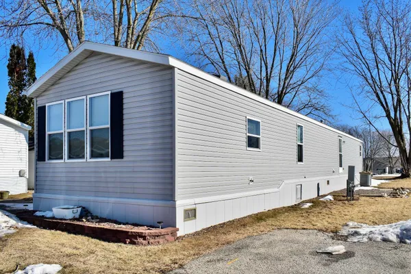 $55,000 | 83 North Elm Street, Lewiston, MN 55952