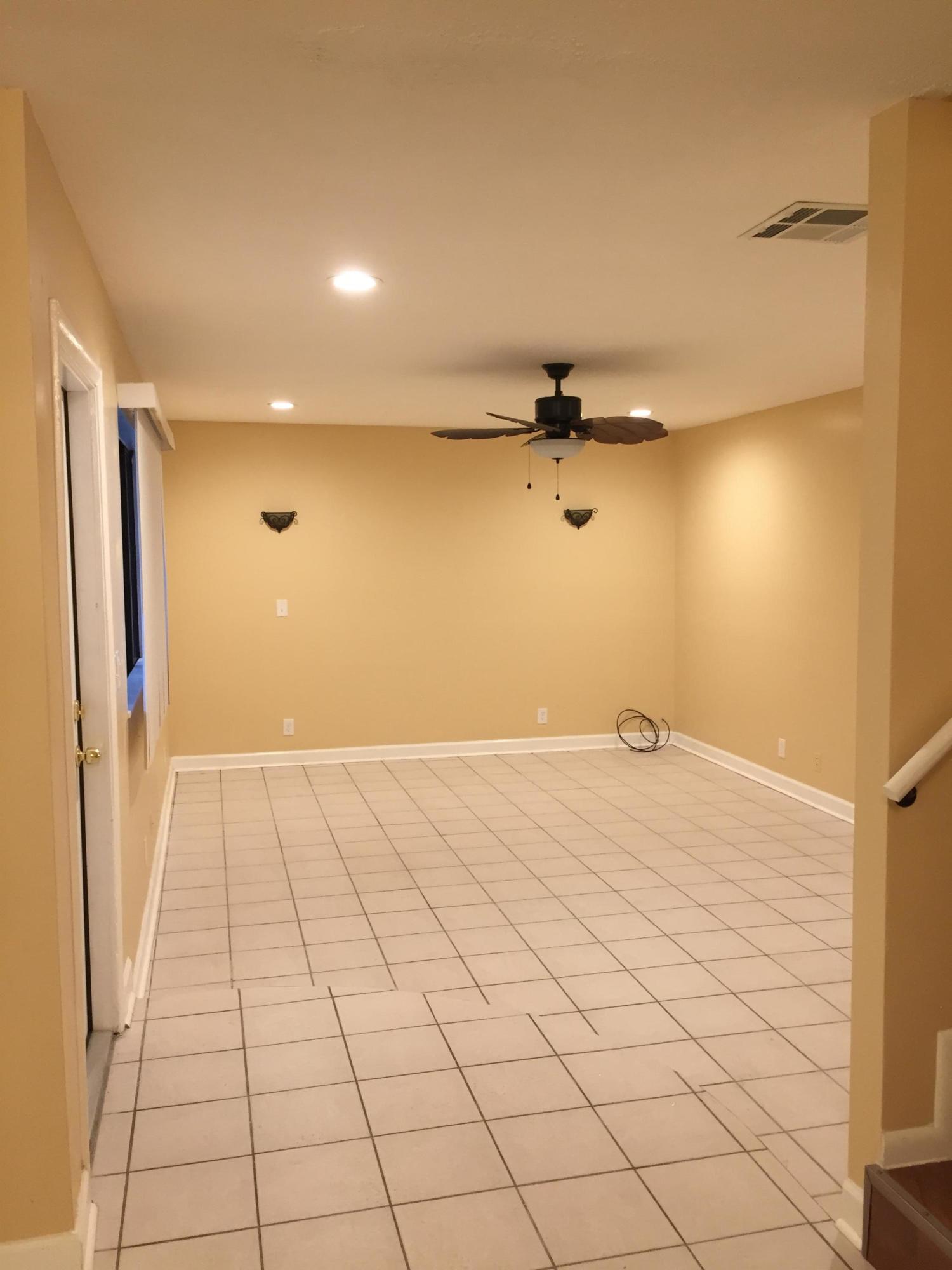 141 East Riverside Drive, Unit 6C Jupiter, FL 33469 - Photo 8 of 36 IMG-2548