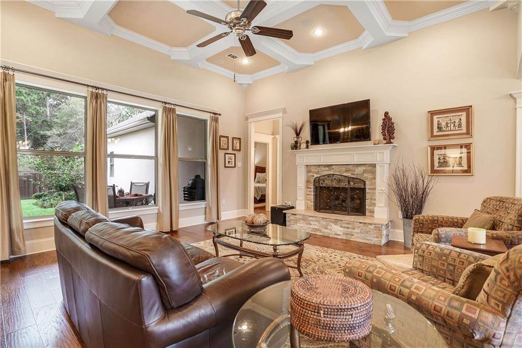 353 Rue St. Emilion Covington, LA 70433 - Photo 8 of 27 Gallery Image 8
