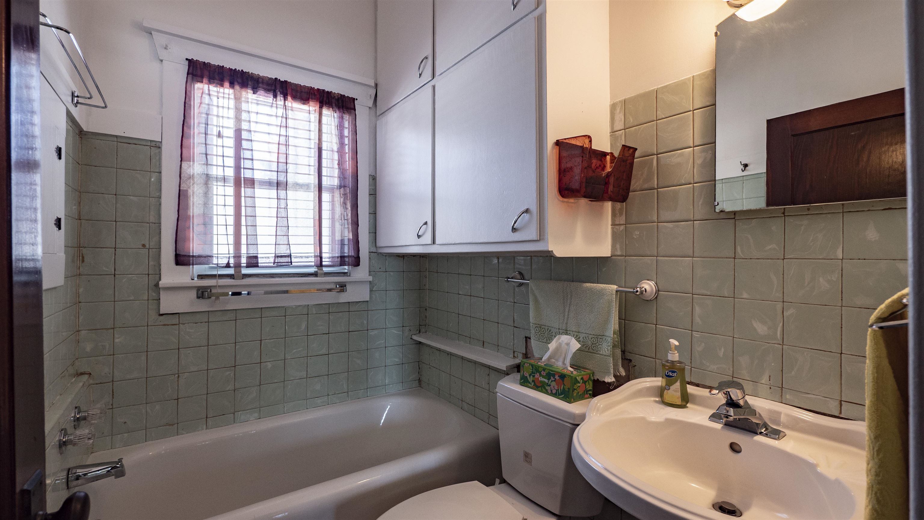 409 East Sumner Street Weyauwega, WI 54983 - Photo 10 of 25