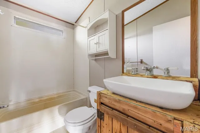 $935,071 | 412 Penrod Road, Troy, MO 63379