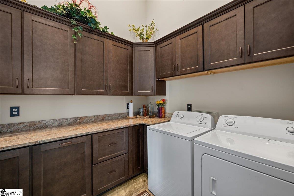 115 Keowee Overlook Road West Union, SC 29696 - Photo 9 of 47