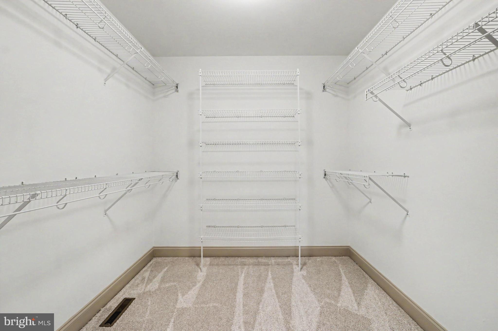 6539 Windmere Road Harrisburg, PA 17111 - Photo 32 of 82 Huge walk in closet is a real plus!
