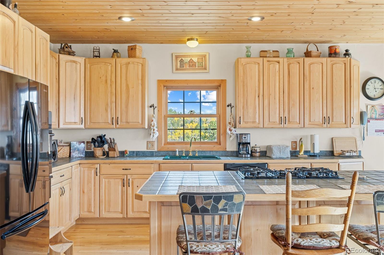 76 No Place Road Hartsel, CO 80449 - Photo 14 of 49