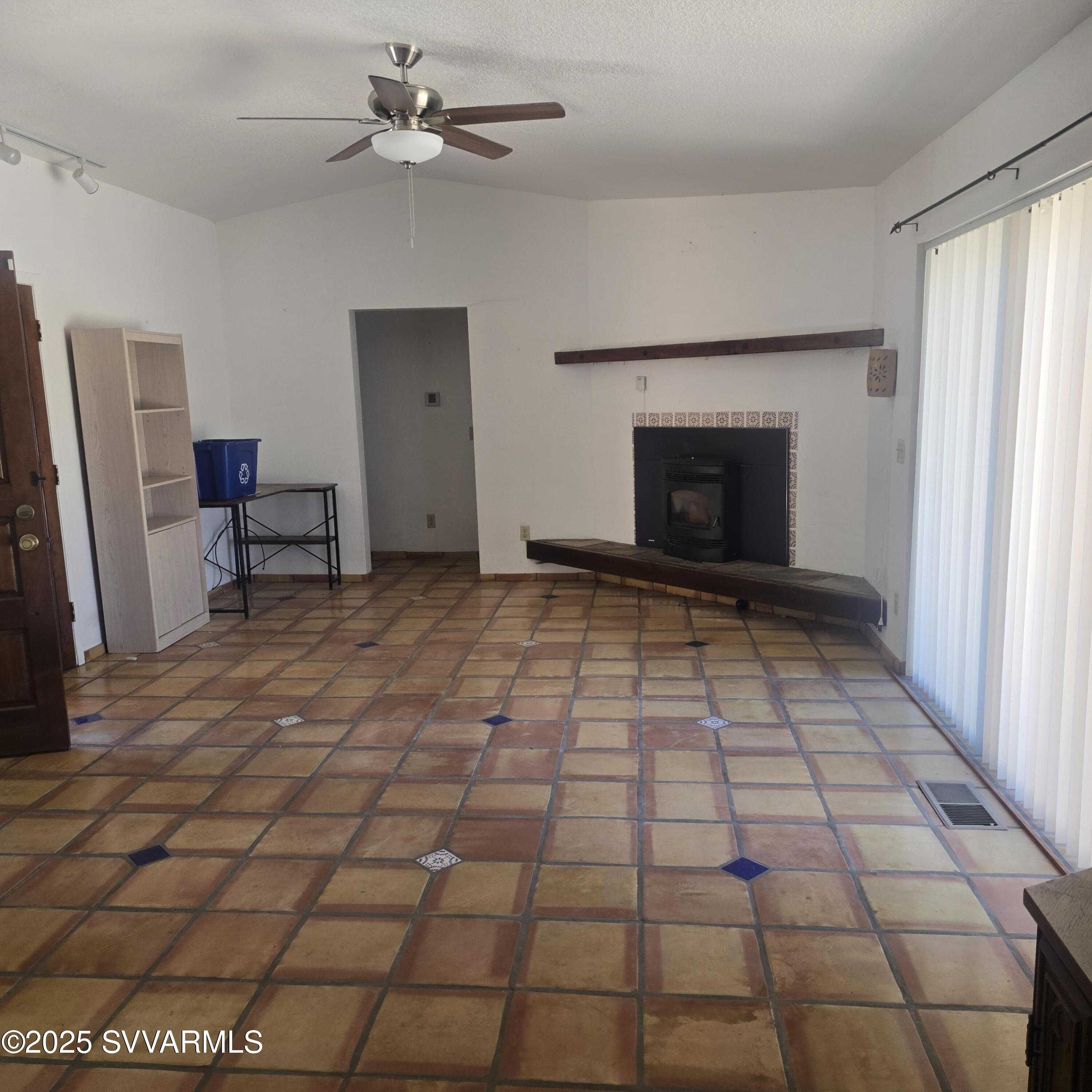 3465 East Valley Lane Rimrock, AZ 86335 - Photo 6 of 26 20250616_094151