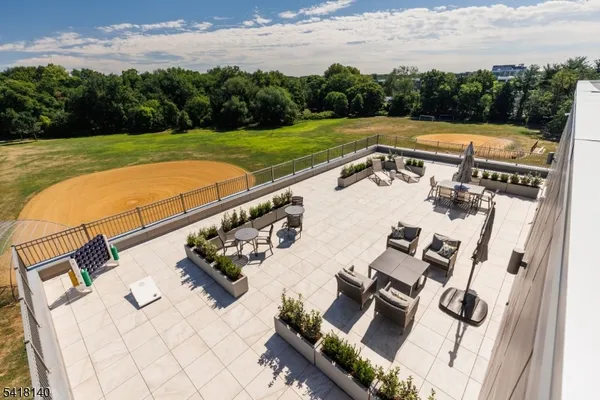 $2,450 | 1181 Morris Avenue, Unit 206, Union, NJ 07083