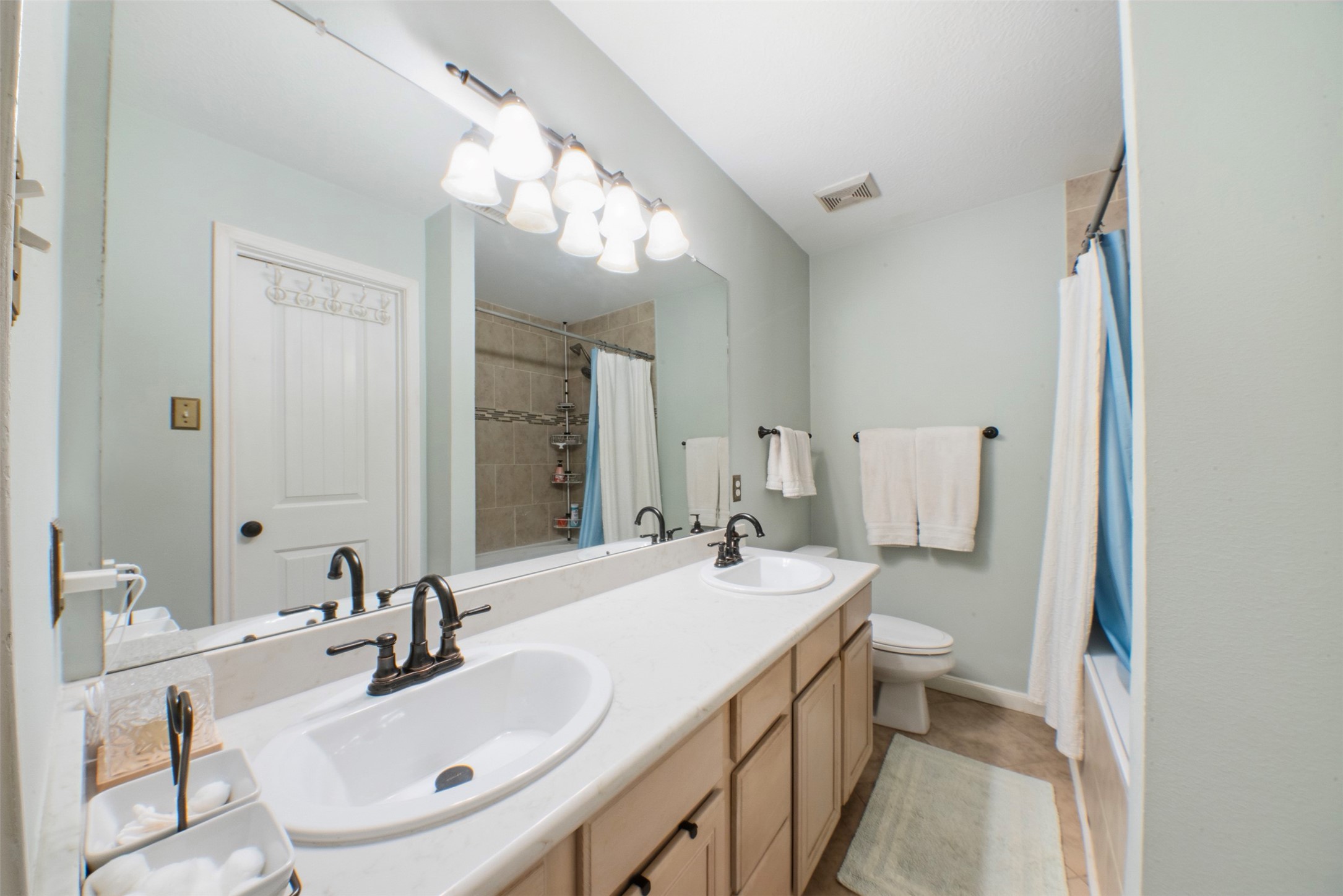 12218 Innisfall Circle Tomball, TX 77377 - Photo 17 of 27