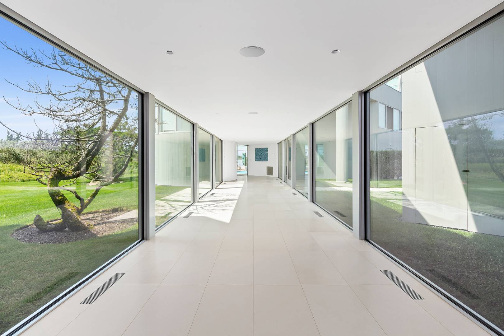 Undisclosed Address Southampton, NY 11968 - Photo 5 of 43