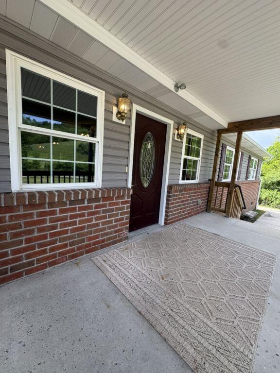 509 Woodrow Road Marlinton, WV 24954 - Photo 9 of 44 image 803224