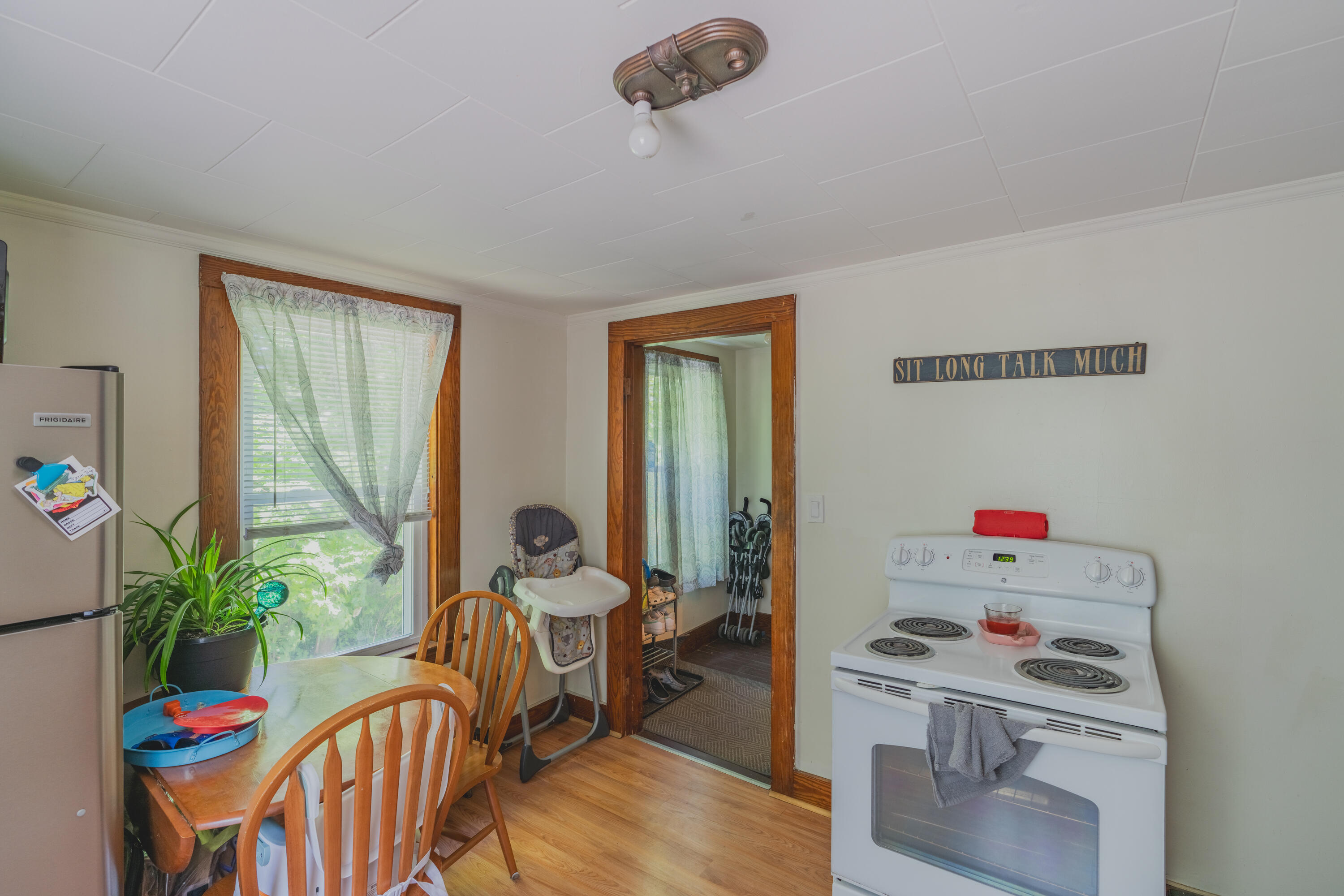 608 Middle Street Bath, ME 04530 - Photo 15 of 25 608 Middle Street Bath016