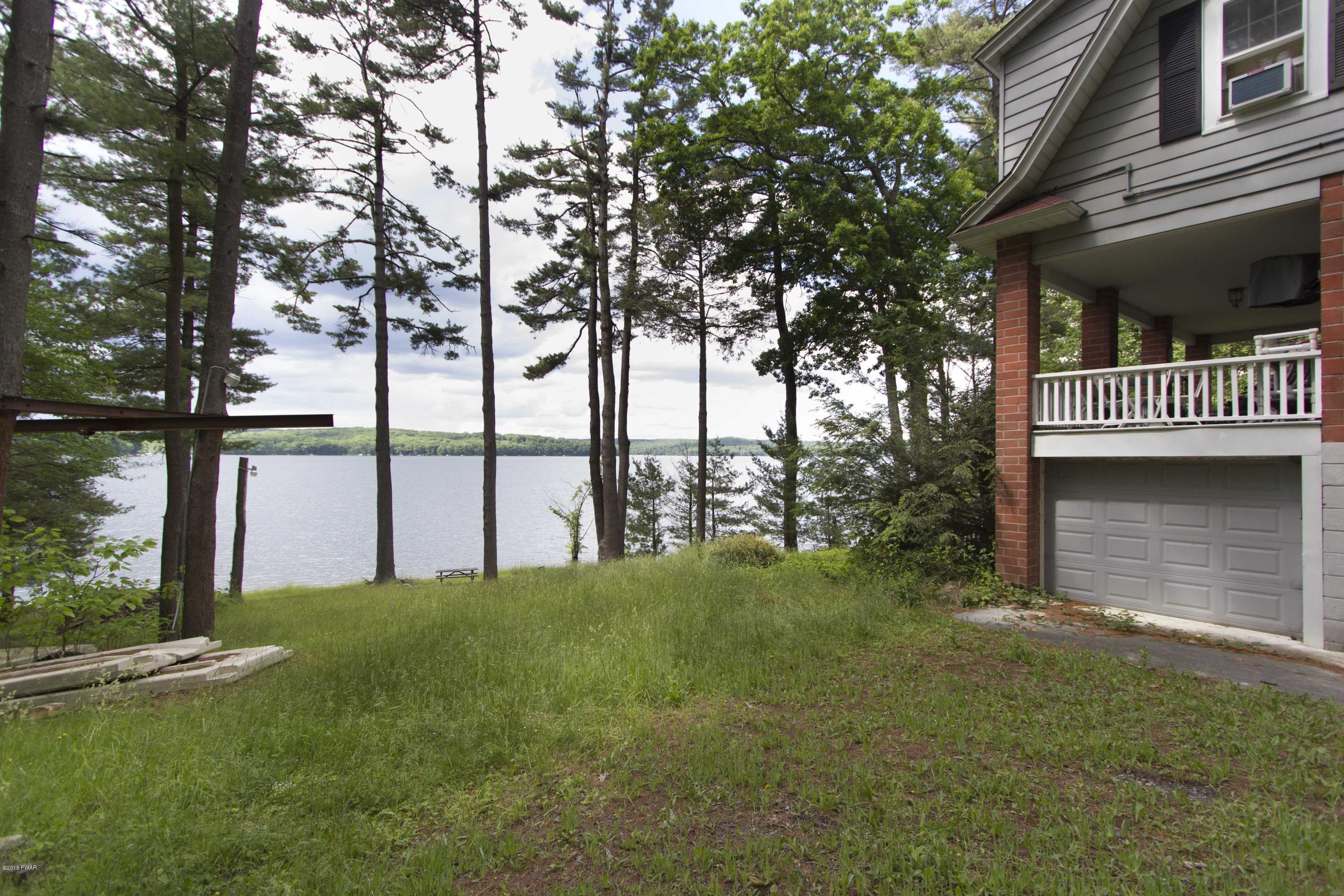 100 Harbor Landing Road Paupack, PA 18451 - Photo 7 of 27