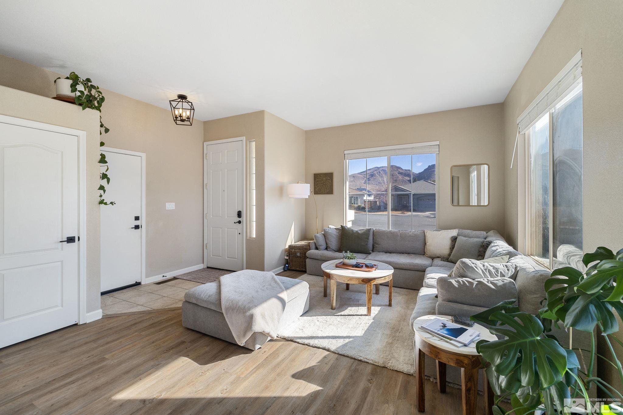2205 Hampton Park Court Reno, NV 89521 - Photo 4 of 32 Photo 4