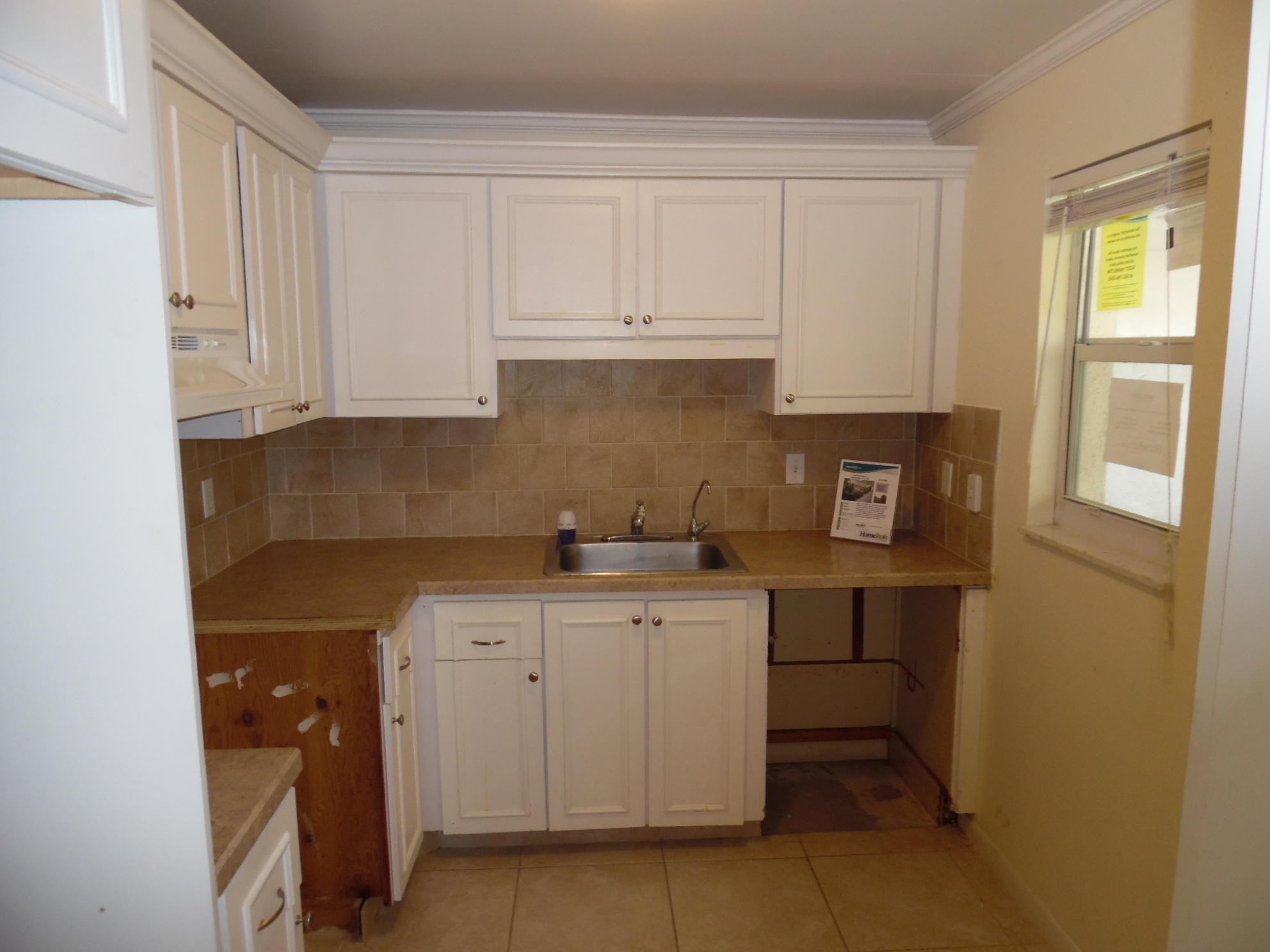 506 Davis Road, Unit 61 Palm Springs, FL 33461 - Photo 12 of 14 Kitchen