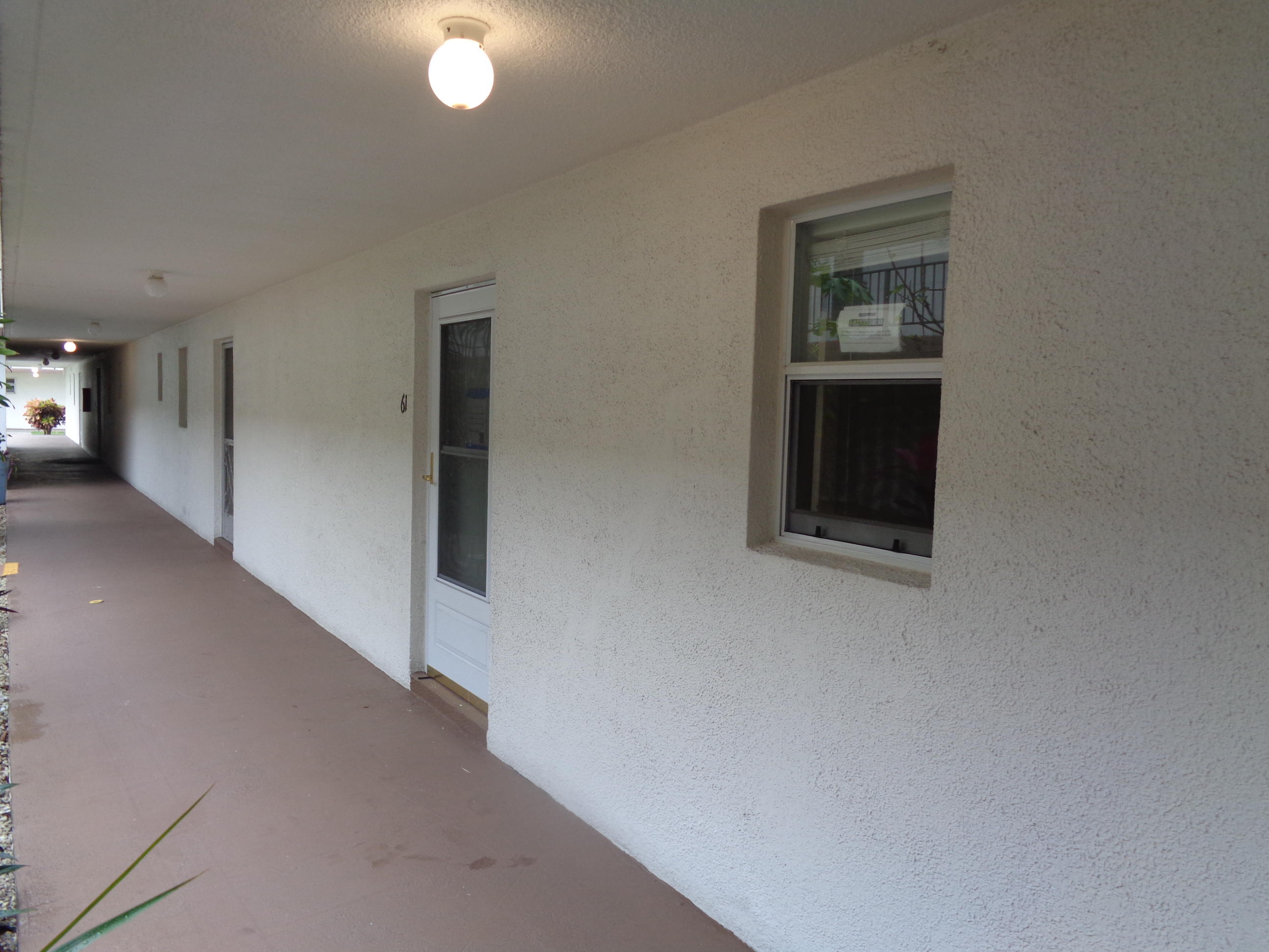 506 Davis Road, Unit 61 Palm Springs, FL 33461 - Photo 2 of 14 DSC00934