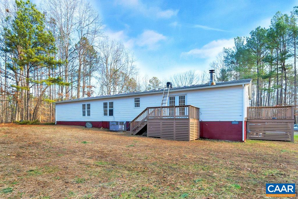 867 Scotts Bottom Road Dillwyn, VA 23936 - Photo 3 of 29 a house view with a outdoor space