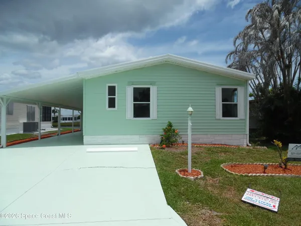 $172,500 | 1040 Dracena Drive, Unit P28, Micco, FL 32976