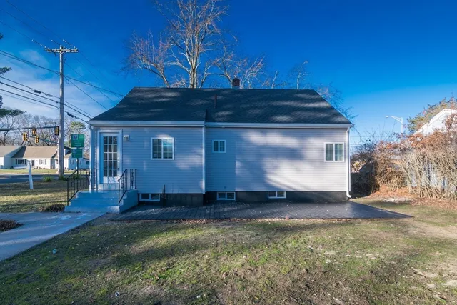 $455,000 | 2085 Memorial Drive, South Hadley, MA 01075